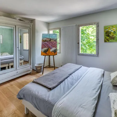 Cozy Holiday In With Beautiful Scenery Ferienhaus